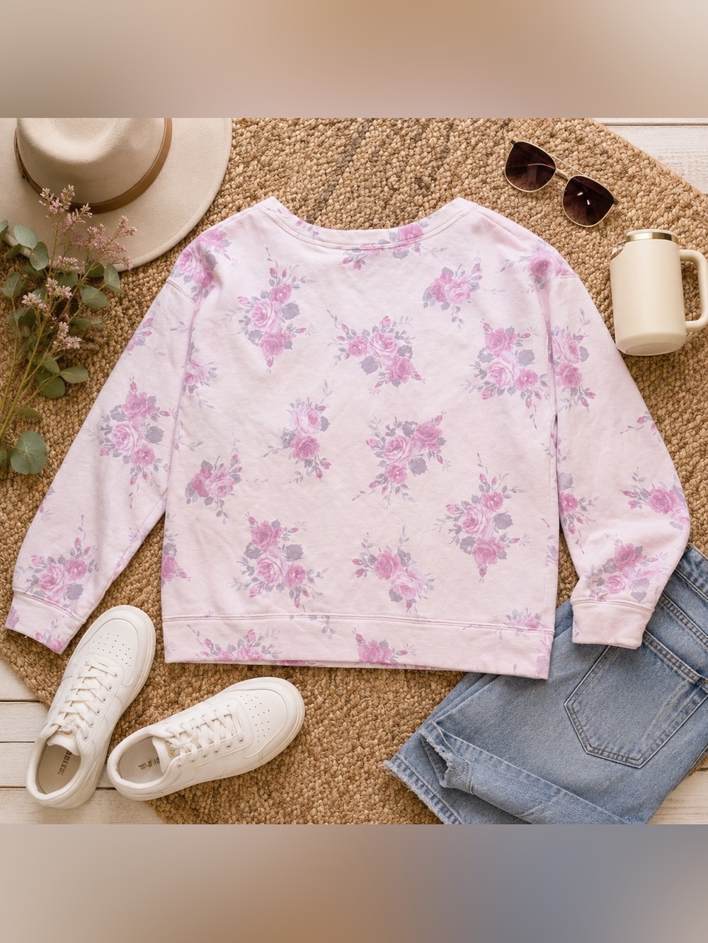 Hollister Pink Floral Rose Open Back Bow Sweatshirt Women’s Medium Coquette